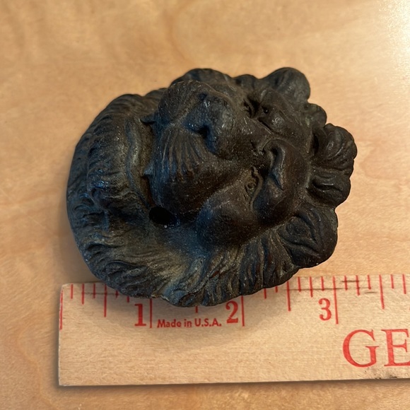 Lion head drawer pulls, 2 - Picture 4 of 14